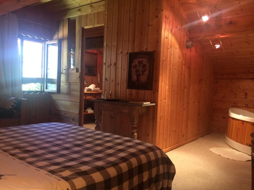 Chalet Pomme De Pin 5 Chambres 12 A 14 Personnes Formigueres Bagian luar foto